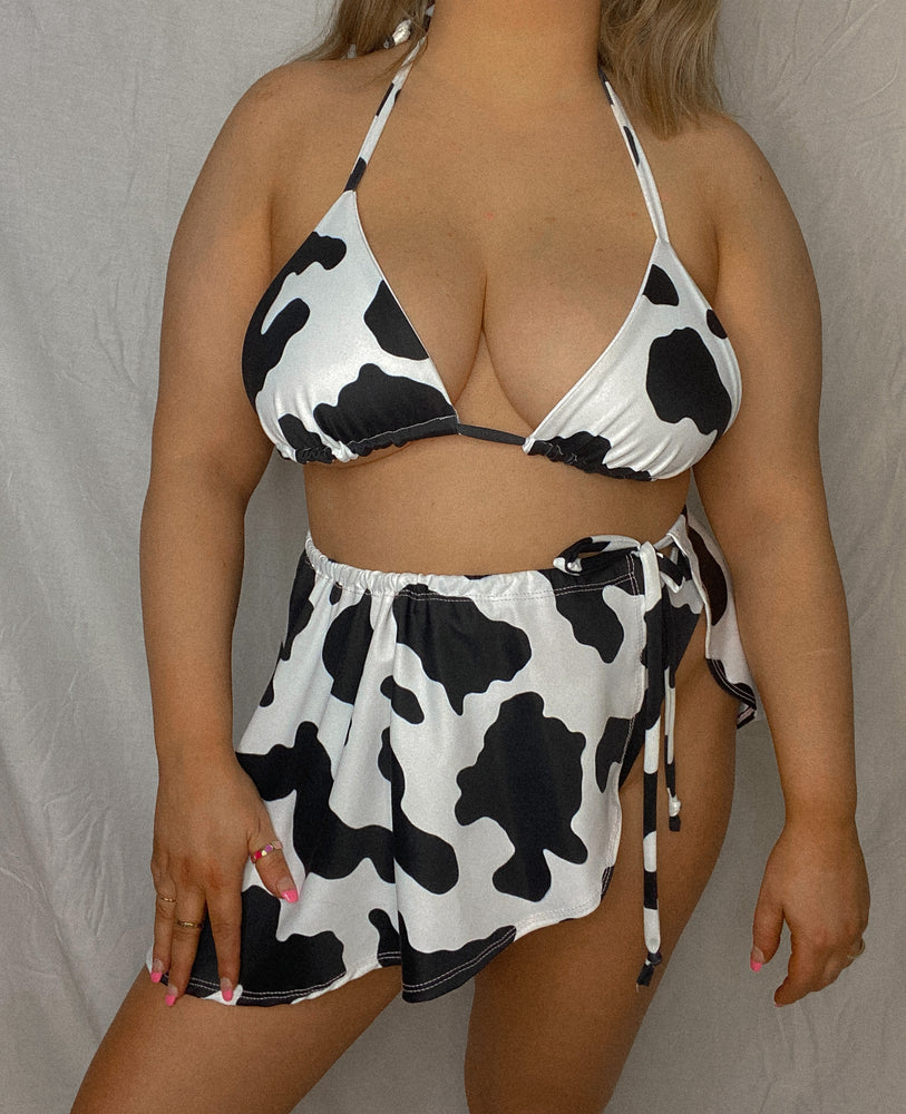 
            
                Load image into Gallery viewer, Cow print wrap skirt
            
        