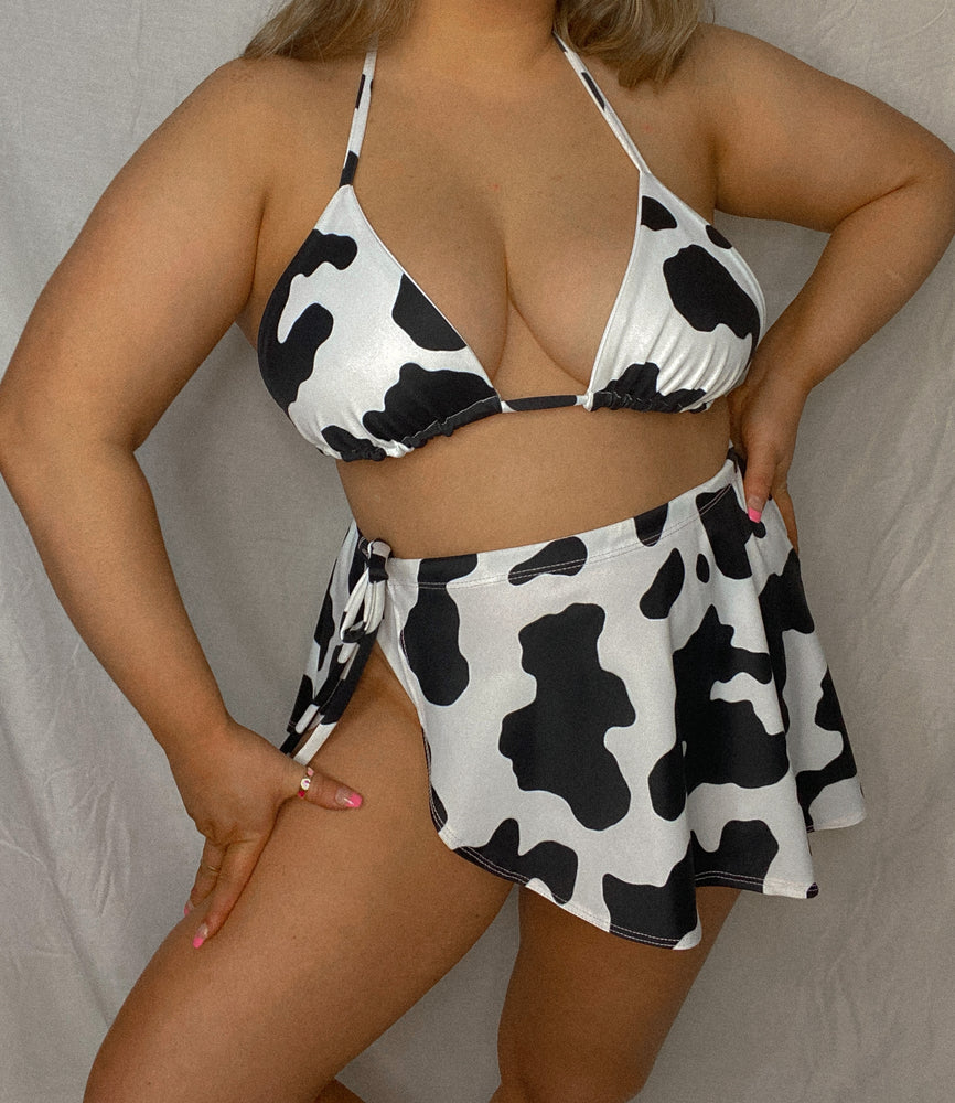 
            
                Load image into Gallery viewer, Cow print wrap skirt
            
        
