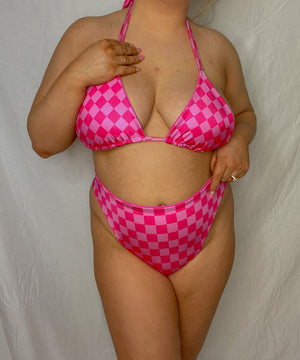 
            
                Load image into Gallery viewer, Pink and red check print bikini set.
            
        