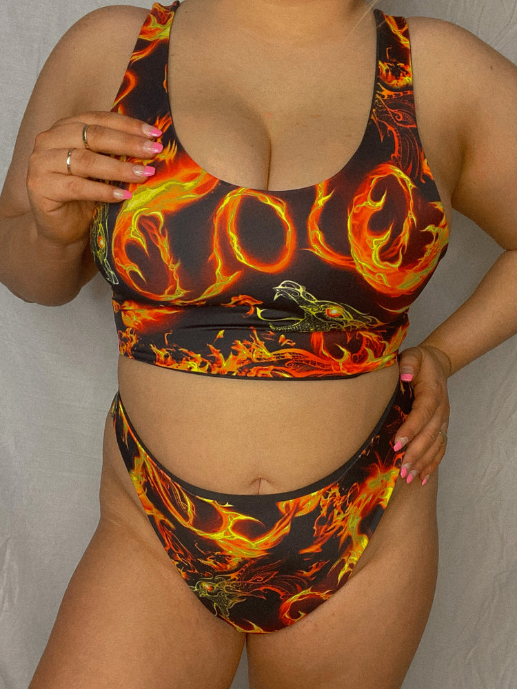 
            
                Load image into Gallery viewer, Dragon flames crop top bikini set
            
        